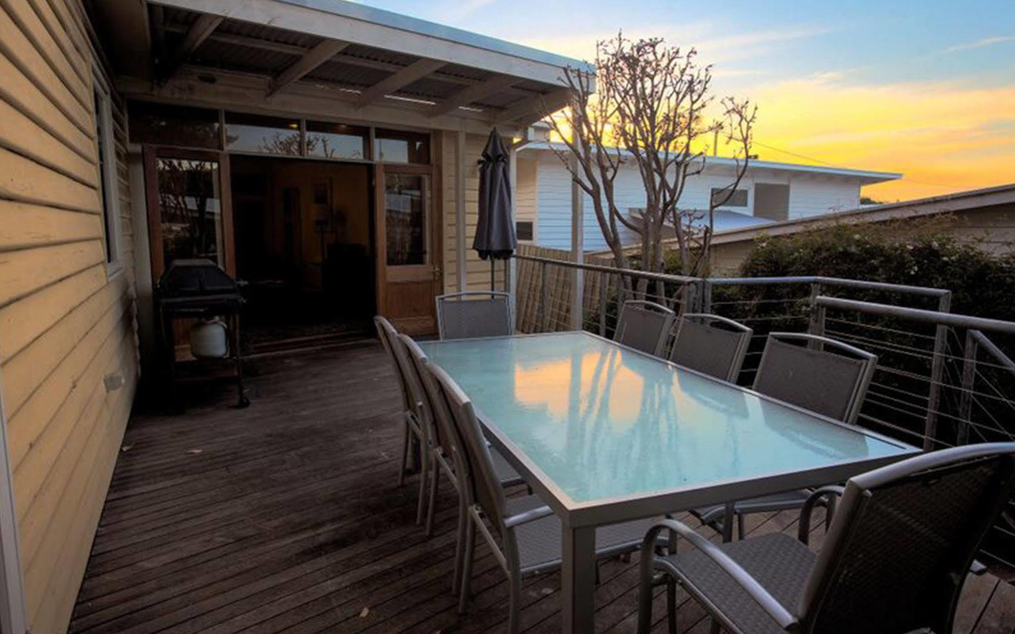 Point Lonsdale Holiday Apartments (Adults Only) Queenscliff Luaran gambar